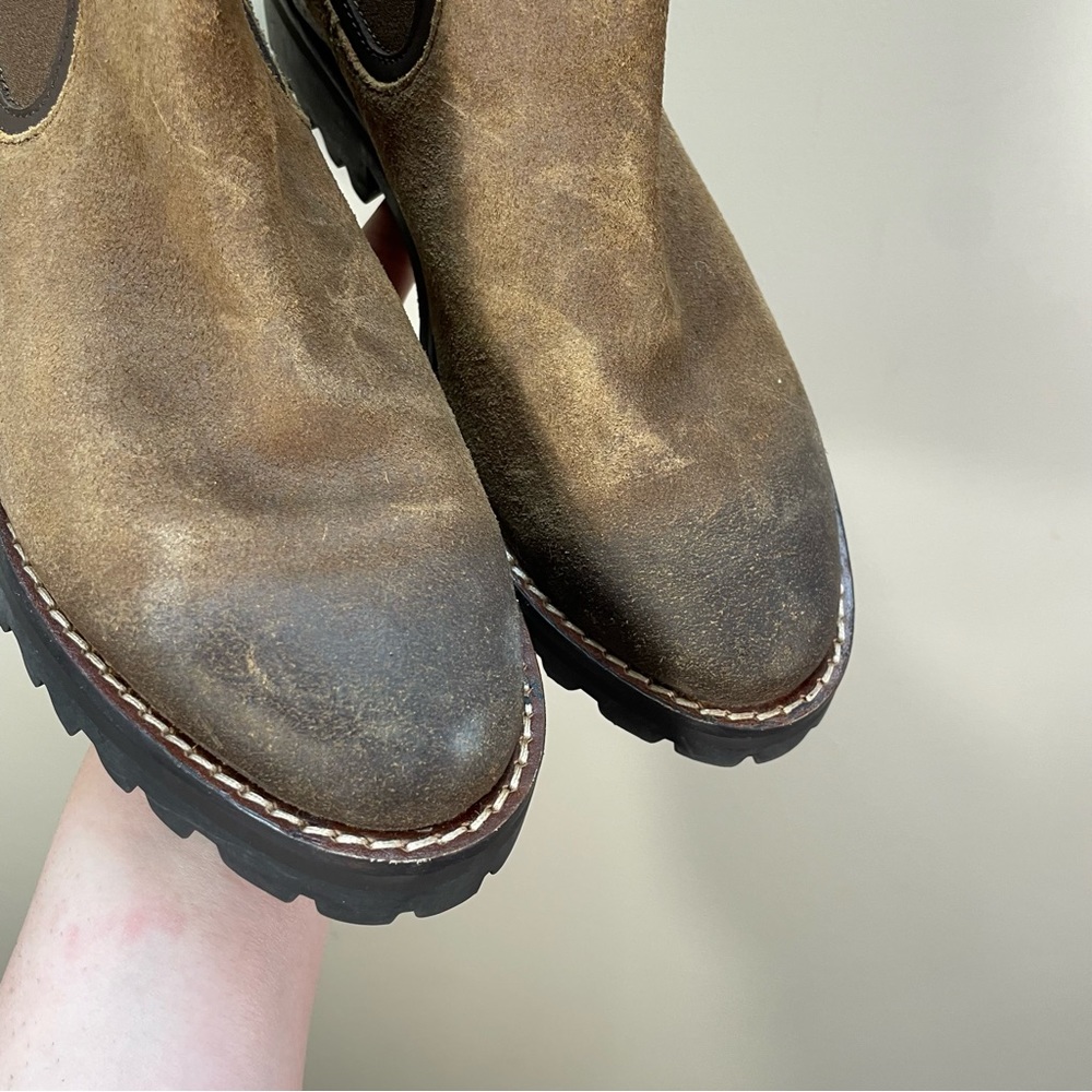 Thursday Boot Company Women's Tan Chelsea Lug Boots - Picture 4 of 10